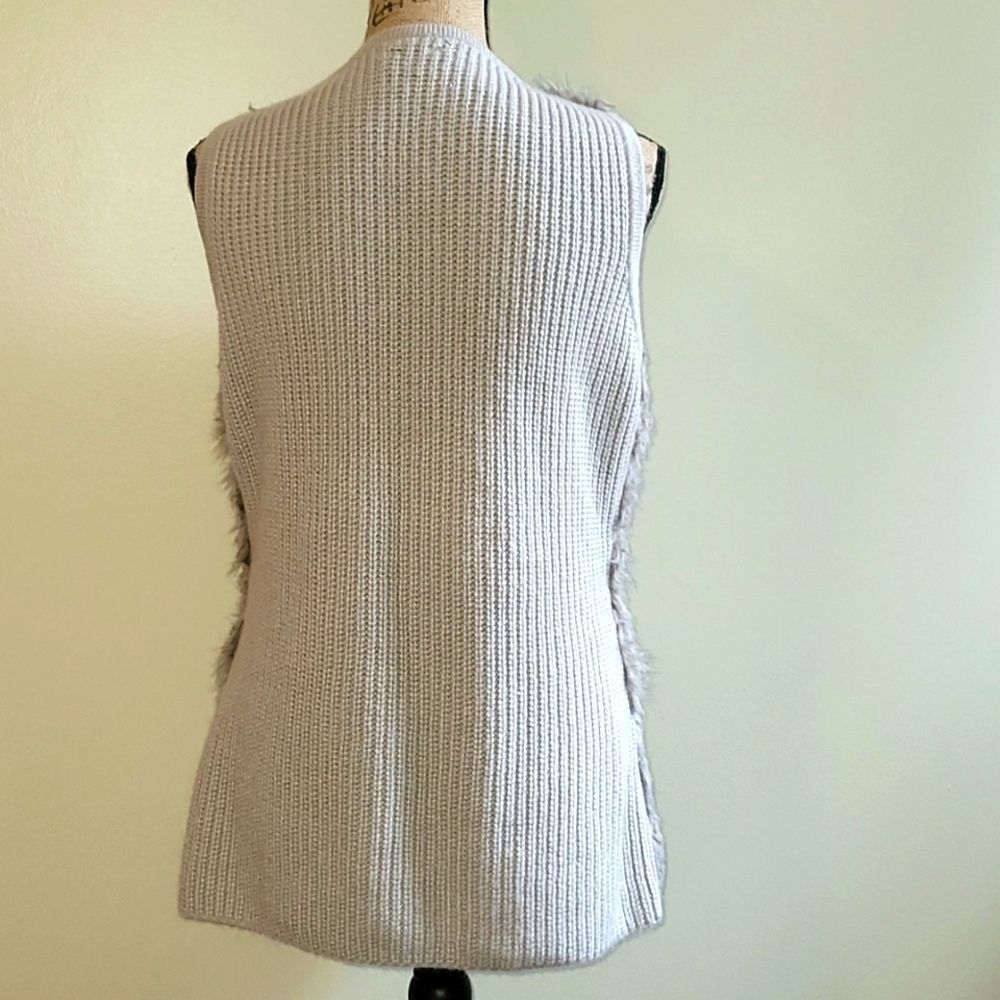 - Cliche tan faux fur sweater vest S - Picture 3 of 5